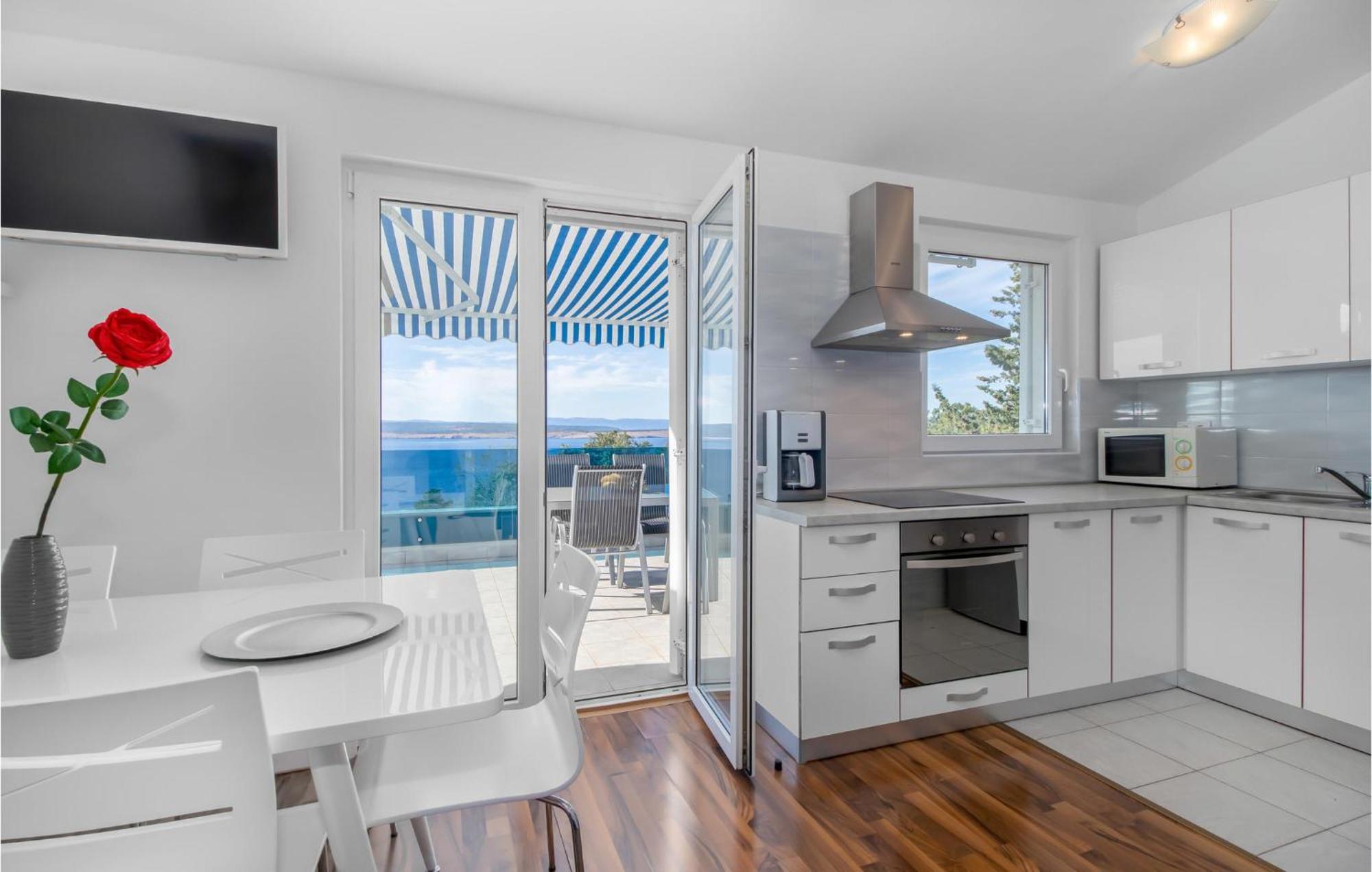 Stunning Apartment In Dramalj With House Sea View Экстерьер фото